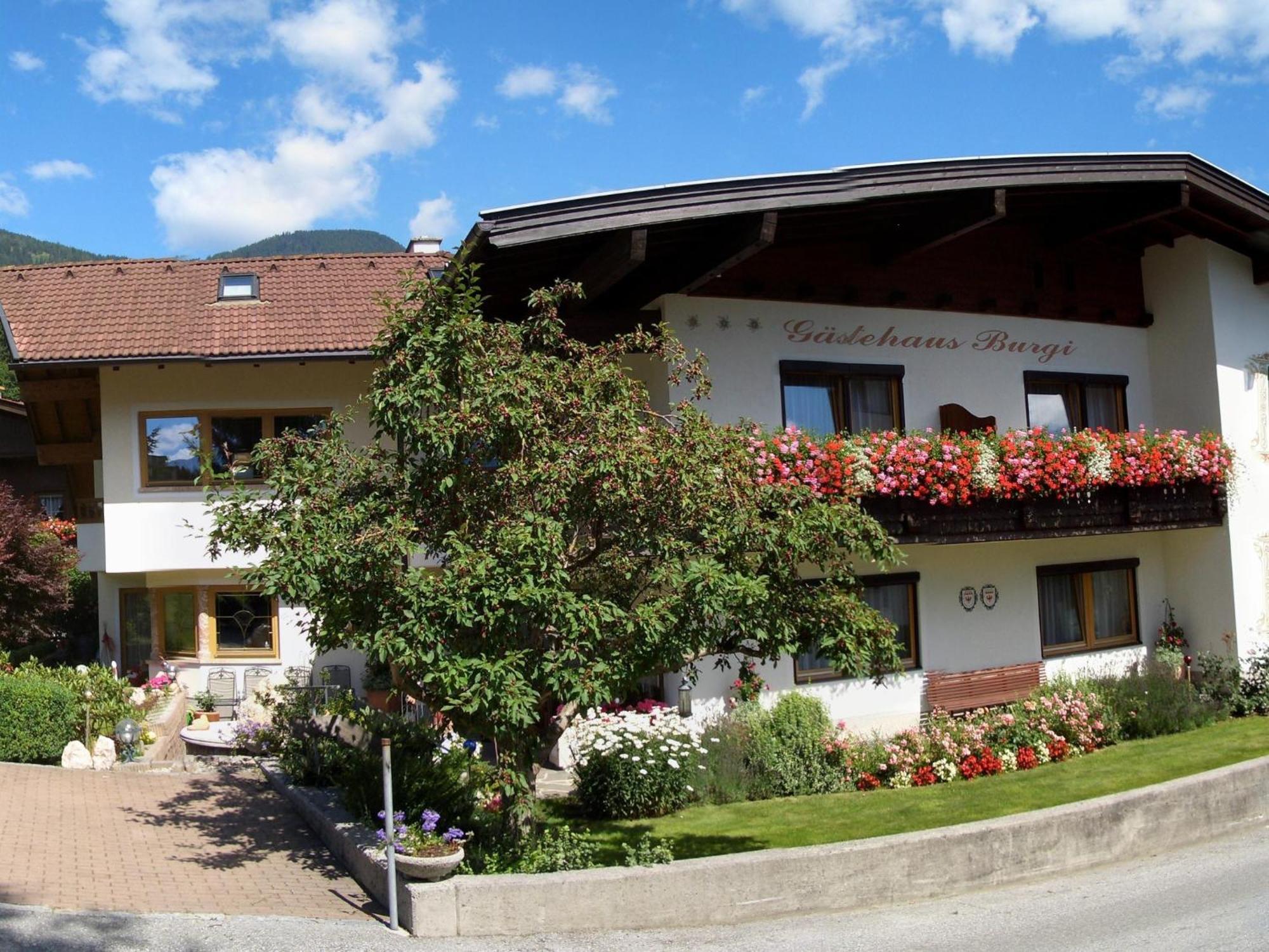 Gaestehaus Burgi Fügen Exteriér fotografie
